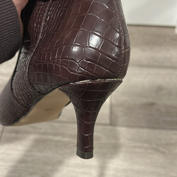 Charles by CD Arlie Croc Pointed Toe Boot - Picture 6 of 8